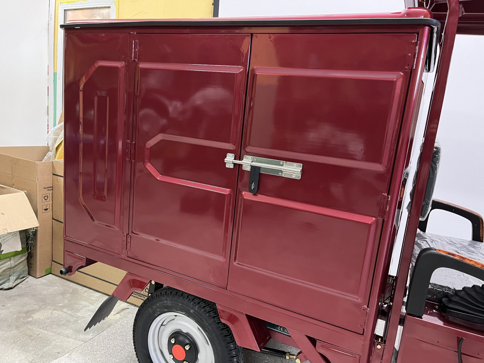 Трицикл грузовой GreenCamel Тендер 3 C1400 (60V 1500W) закрытый кузов