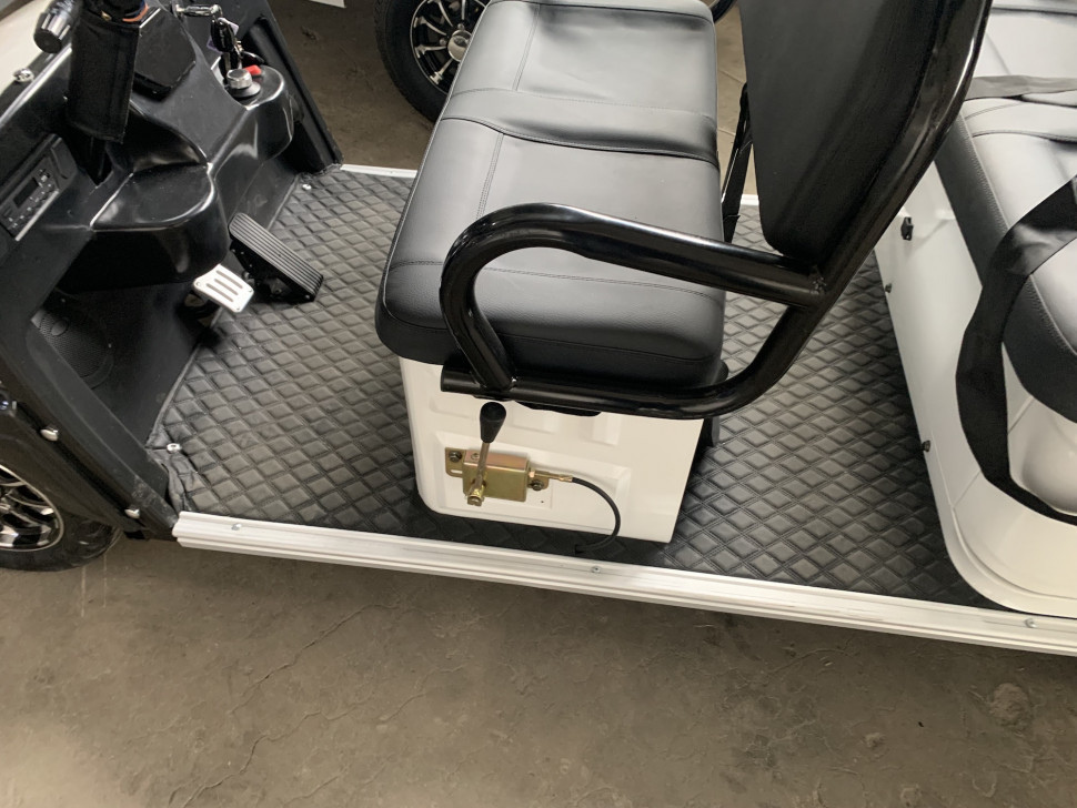 Гольфкар GreenCamel A4 ECO (4 seats 1200W R8) пониженная