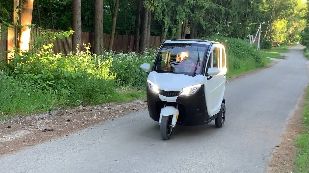 Трицикл GreenCamel Шторм (60V 2200W) кабина, понижающая