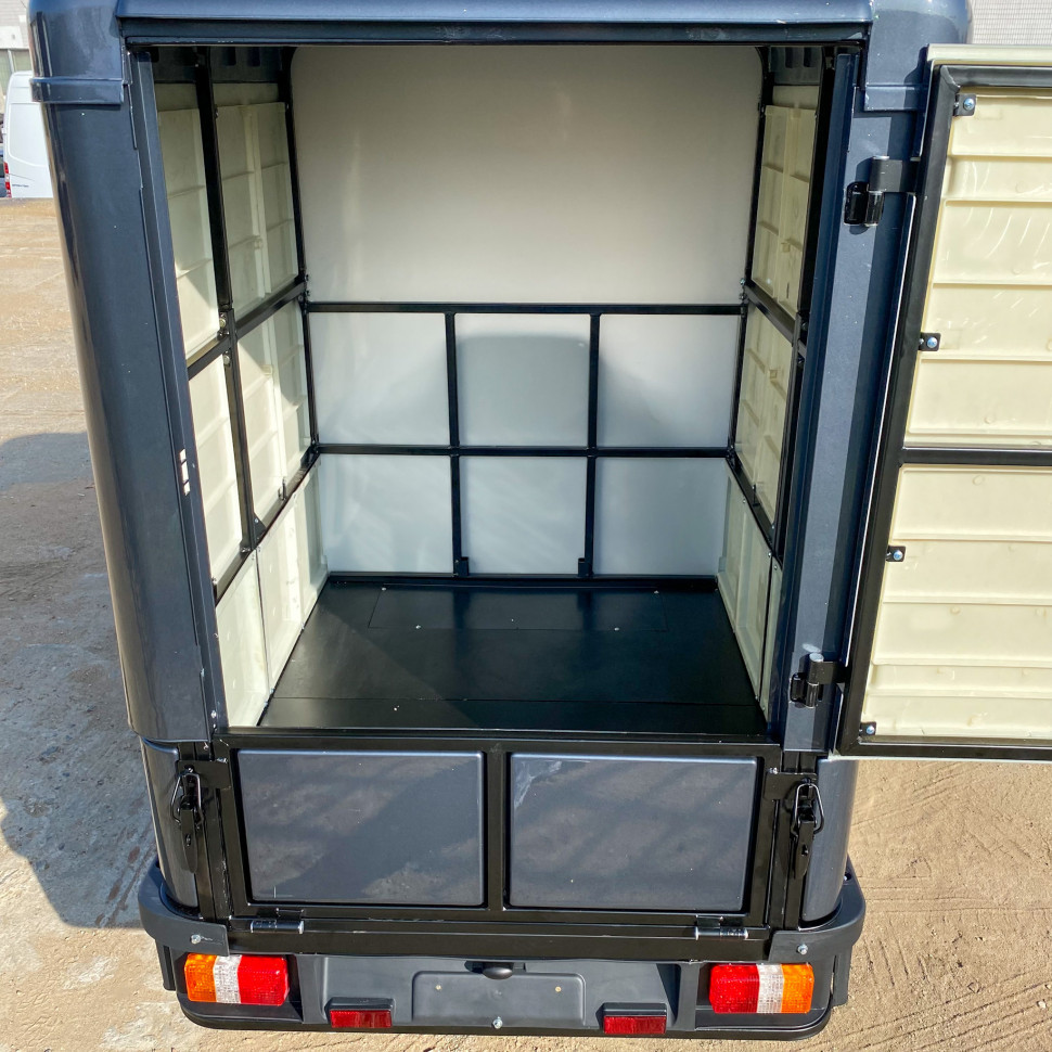 Трицикл грузовой GreenCamel Тендер E1200 (72V 2500W) кабина, BOX, понижающая